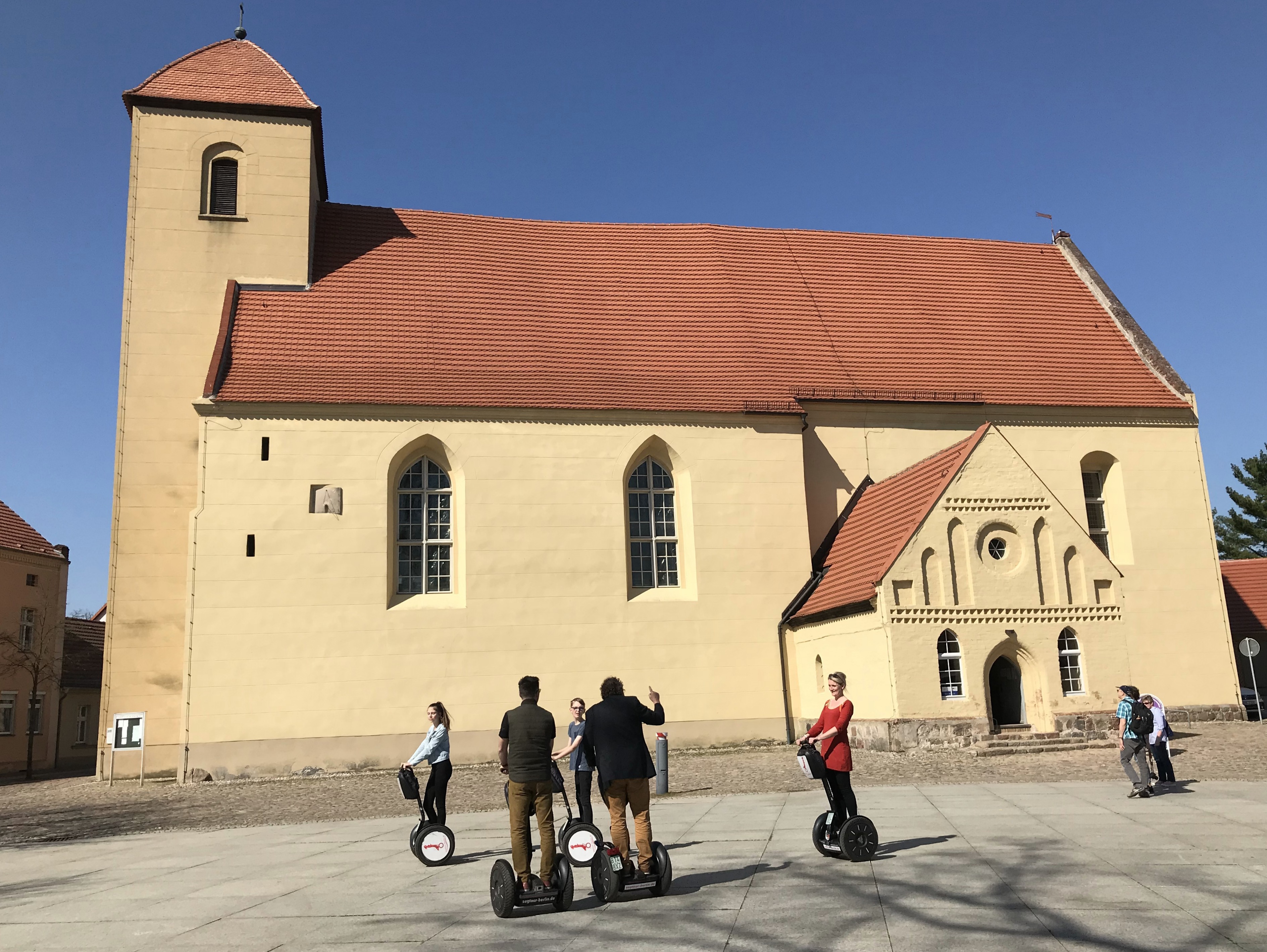 Kirchplatz der Laurentiuskirche